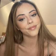 Olivia Rees (@livvylottie)