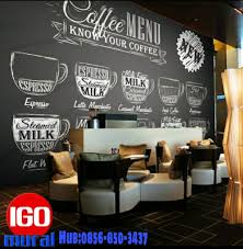 Pin Di Lukisan Tembok Cafe Hitam Putih