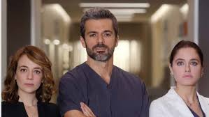 Последние твиты от luca argentero (@lucaargentero). Doc Nelle Tue Mani Con Luca Argentero Su Rai1 La Serie Il Cast E La Vera Ispirazione Gq Italia