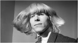 Young David Bowie Formed A Strange Society To Protect Long Haired Men David Bowie Long Hair David Bowie Long Hair Styles