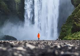 Islândia é um país insular do norte da europa, localizado entre a europa e a américa do norte. Islandia Vuelve A Abrir El Pais De La Naturaleza Superlativa Tras 10 Meses Cerrada Al Turismo Islandia Se Europa El Mundo