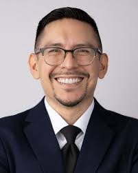 Lisa Ruelas's Instagram, Twitter & Facebook