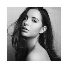 ella jones (@ella__jones)