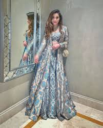 Pernia Qureshi S Wedding Outfits What Her Famous Guests Wore To The Wedding Frugal2fab Designer Party Wear Dresses Designer Dresses Indian Dress Indian Style Complete profile of pernia qureshi with focus on pernia qureshi photos, videos, scandals, gossip and pernia qureshi is famous fashion actress. pinterest