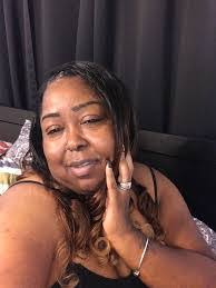 Alisha Farr's Instagram, Twitter & Facebook