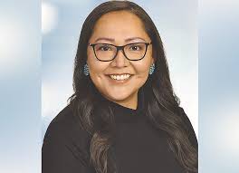 Elevating neurological care: Diné female sports neurologist bringing light  to brain health