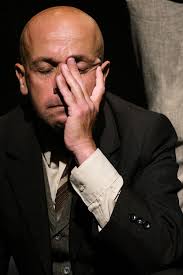 תמונה מתוך "אמוק"