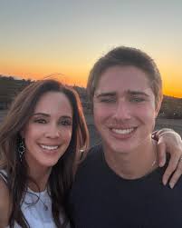 Vanessa Beale (@vanessabeale) • Instagram photos and videos