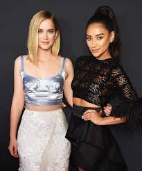 Quotations by shay mitchell, canadian actress, born april 10, 1987. You Shay Mitchell Addresses Beck Peach Kiss Lgbt Roles