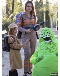 Ausgefallene kostüme, kostümideen & kostüme zum selber machen hier findet man eine der ghostbusters anzug ähnelt mit absicht dem einer reinigungskraft wie dem tatortreiniger oder dem. Ghostbusters Kostume Sei Ein Richtiger Geisterjager Funidelia