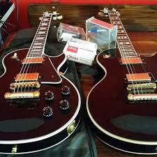 Join to listen to great radio shows, dj mix sets and podcasts. Blind Test Gibson Les Paul Custom Vs Condor Les Paul Custom By Leandro Carvalho Painside