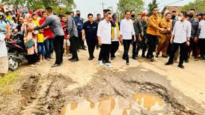 Pemerintah Pusat Segera Bantu Perbaiki Ruas Jalan Rusak di Lampung