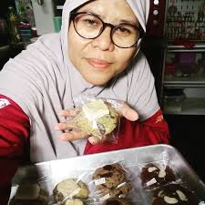 Solo snack like it's self-care 💁‍♀️...