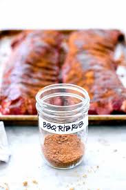 To make the dry rub mix, you simply put the cumin, chili powder, ground garlic powder, onion powder, paprika, salt, black pepper, cayenne pepper, and sweetener in a small bowl. The Best Dry Rub For Ribs Foodiecrush