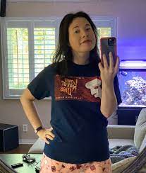 She is currently 35 years old and possesses the birth sign of sagittarius. Lindsay Ellis On Twitter We Are Dressed In Our Sunday Best And Prepared To Go Down Like Gentlemen Loveneverdies