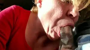 Vó do amigo chupando meu pau - XNXX.COM