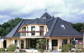 Unsere Fertigteilhauser In Erfurt Gera Oder Eisenach Thuringen Planen Und Bauen Wir Preiswert Schlusselfertig Von Fertighaus Deutschland Haus Hausbau Berlin
