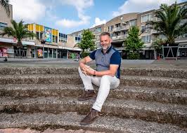 The village of overschie was located on the intersection of four rivers called schie: Zo Moet Albert Heijn Het Stervende Winkelcentrum Ambachtsplein Er Weer Bovenop Helpen Rotterdam Ad Nl