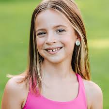 Celebrating our student of the month for March: EVIE MUNTU @evie_muntu  Nominated by Miss Krista and Miss Nicole, who shared: “Evie was recently  overheard spreading kindness and positivity to other studios at