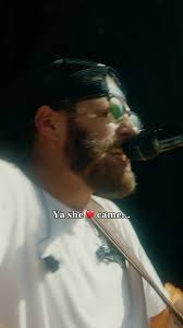 She Came With A Warnin'