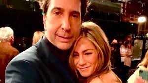 Now, this is pretty much all we have to go on, and david schwimmer's people have said there is 'no truth' to the rumoures. Sovsseipv5fe0m