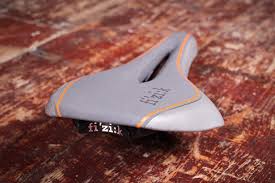 Review Fizik Luce S Alloy Womens Saddle Road Cc