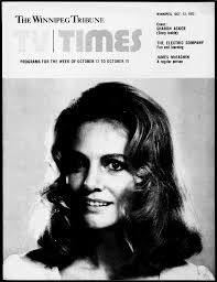 Sharon Epatha Merkerson born November 28, 1952).......born in Saginaw and  grew up in Detroit .Her mother, Ann, was, at the time, the only female in  the vehicles operation unit at the Detroit