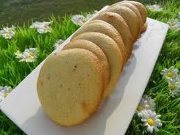 Biscuits A La Banane Thermomix Thermominoux Biscuits Aux Bananes Biscuits Pour Les Fetes Biscuits