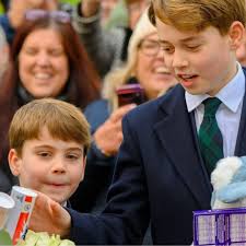 The cutest royal duo 🥹♥️ #princegeorge #princegeorgeofwales  #princegeorgeofcambridge #georgealexanderlouis #princegeorgealexanderlouis 