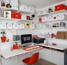 Il existe tellement de possibilités ingénieuses pour créer du rangement. 20 Idees Originales Pour Ranger Son Bureau A La Maison