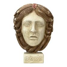 Medusa Snake Hair Donna Testa Greco Romano Scultura : Amazon.it: Casa e  cucina