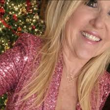 Let's welcome our new members! Please keep in mind that this is a group  designed to celebrate the LOVE of food that brings us together, NOT a  restaurant critique group. Therefore, negative