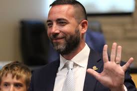 Erlanger swears in Mark Collier as city administrator