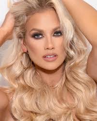 Mackenzie Schutt's Instagram, Twitter & Facebook