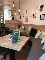 Wenn ihnen unser beitrag über vorhange modern wohnzimmer gefällt. Dinning Outdoors Bild Von Cafe Berry Su Karlsruhe Tripadvisor