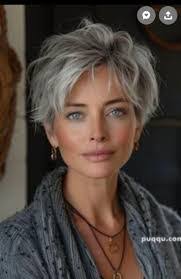 Maria Bertini's Instagram, Twitter & Facebook