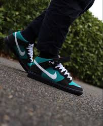 Nike Sb Mid Griffey In 2020 Nike Nike Skateboarding Sneakers N Stuff