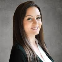 Sara Brownstein's Instagram, Twitter & Facebook