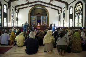 Une mosquée réservée aux femmes ouvre ses portes à Los Angeles | La Presse