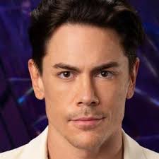 23 Minutes to Sunrise (2012)