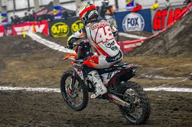 I'm having so much fun this season. 🥳 #gtarenacross