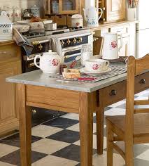 Epingle Par Isabelle Jullian Sur Centerpieces Tablescapes Inspiration Comptoir De Famille Table Salle A Manger Deco