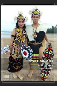 Tapung bulu, belaung bitok, selendang kalung, sapai kalung, bekung manik, rantai maik dan kirip bulu kenyalang. Set Couple Orang Ulu Ngepan Iban Online Store