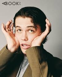 Sherry Main's Instagram, Twitter & Facebook