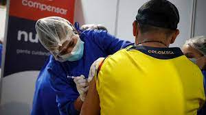 La vacunación se llevará a cabo en etapas de acuerdo a los grupos establecidos y se realizará en forma gratuita, equitativa y voluntaria. Pico Y Cedula Para Vacunacion Covid En Bogota De 45 A 49 Anos Asi Funcionara Este Jueves 17 De Junio La Jornada