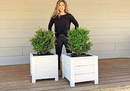 I made the planter boxes from 2 thick cedar. Easy Build Diy Planter Box Ana White