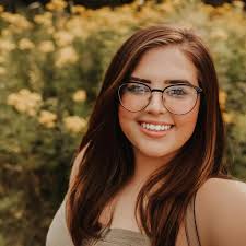 Experienced babysitter available in Colorado