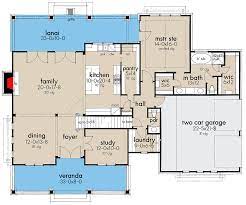 Plan 16919wg Modern Farmhouse Plan With 2 Story Great Room And Upstairs Game Room Modern Farmhouse Plans 2 Story Great Room Farmhouse Plans