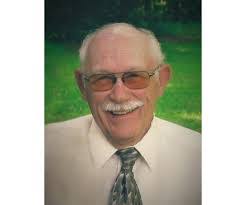 Kendra Mahan's Instagram, Twitter & Facebook