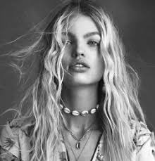 Vlad models y186 dasha 29 sets. Daphne Groeneveld In Elle Italy With Daphne Groeneveld Fashion Editorial Magazines The Fmd